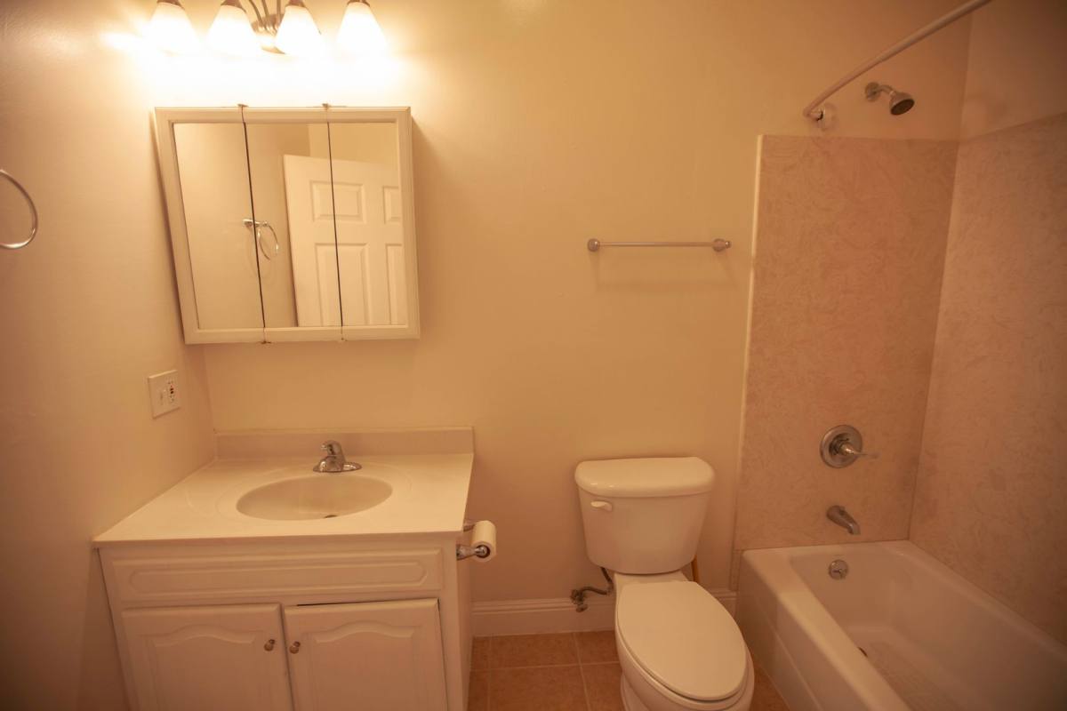 House for rent at 222 Sadowa St, San Francisco, CA 94112