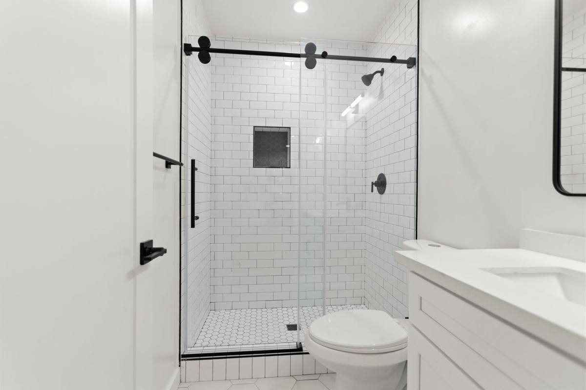 Apartment for rent at 3280 Provon Lane, Los Angeles, CA 90034