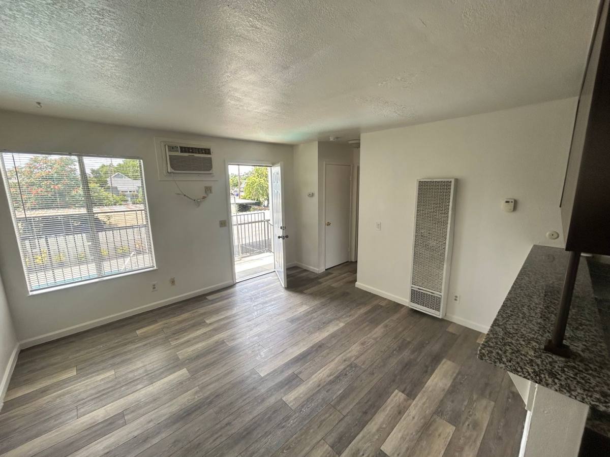 Apartment for rent at 610 E Pine St, Lodi, CA 95240