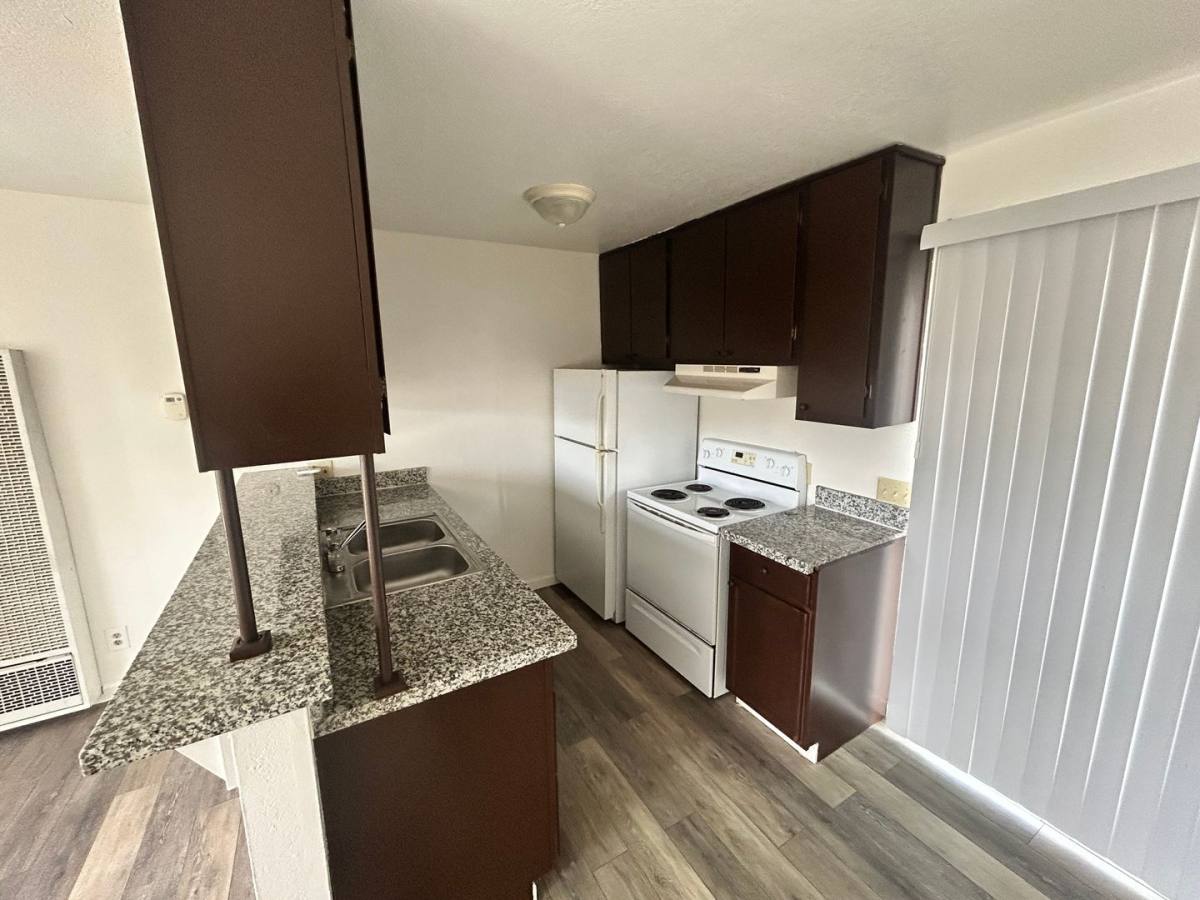 Apartment for rent at 610 E Pine St, Lodi, CA 95240