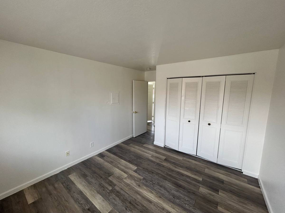 Apartment for rent at 610 E Pine St, Lodi, CA 95240
