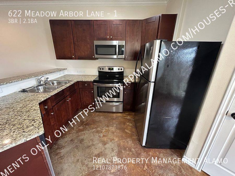 Apartment for rent at 622 Meadow Arbor Lane #1, Universal City, TX 78148