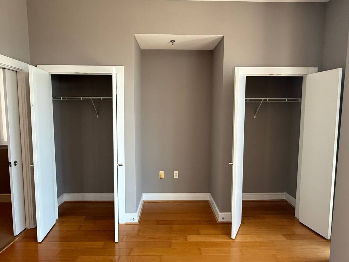 Condo for rent at 333 W Trade St, Charlotte, NC 28208