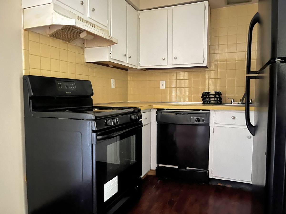 Apartment for rent at 578 Taunton Place, Buffalo, NY 14216
