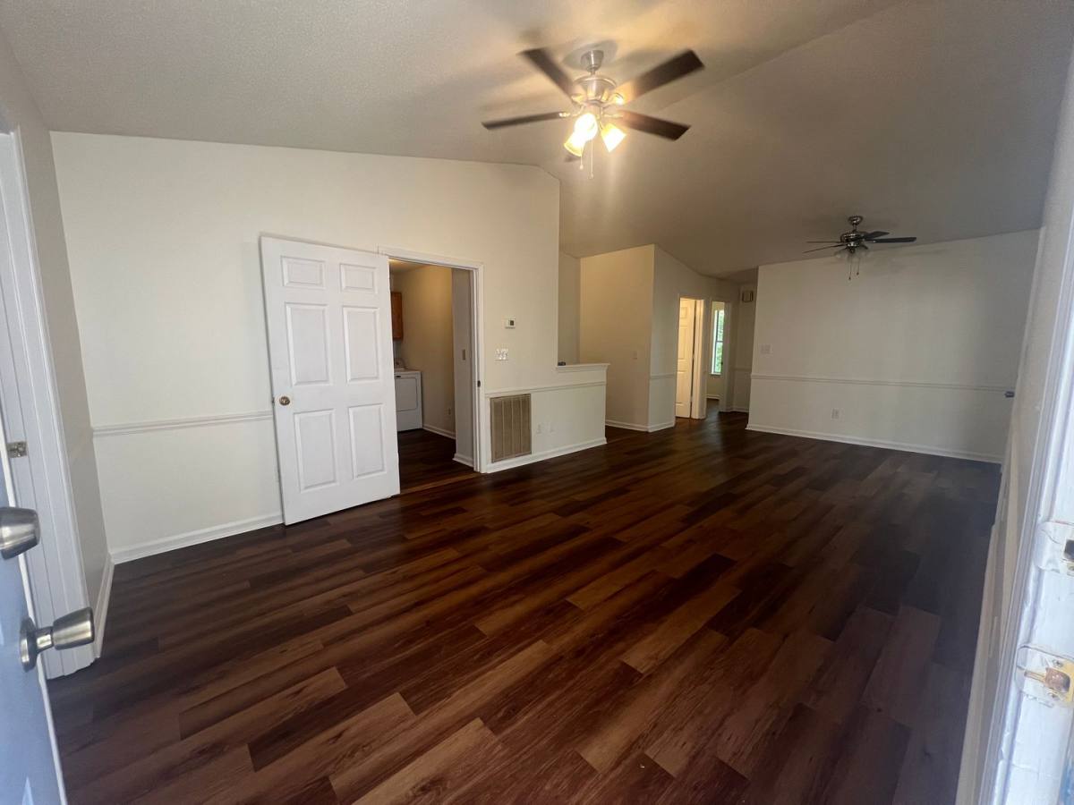 House for rent at 1023 Yellowhammer Lane, Northport, AL 35476
