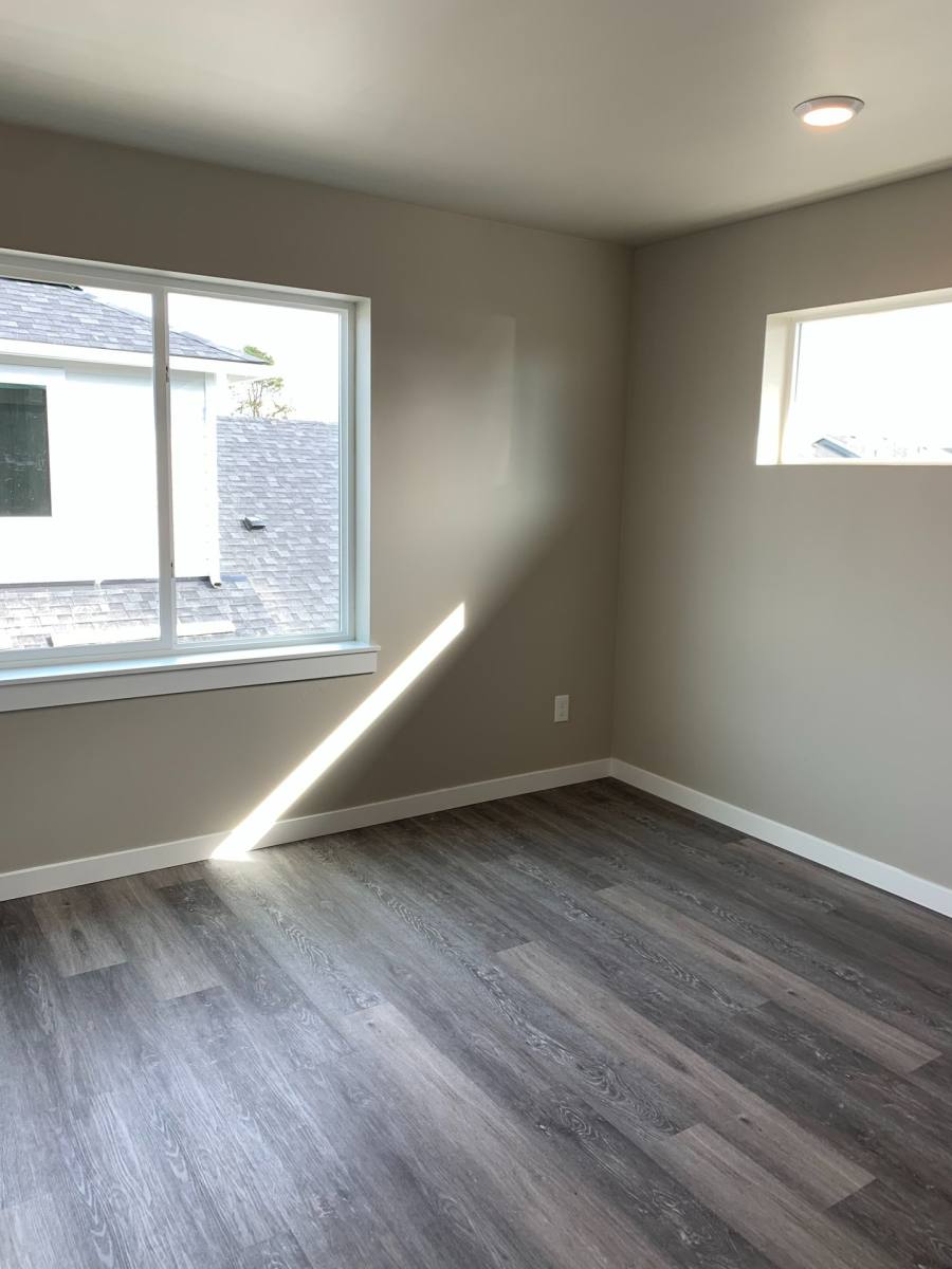 Apartment for rent at 668 E St, Blaine, WA 98230