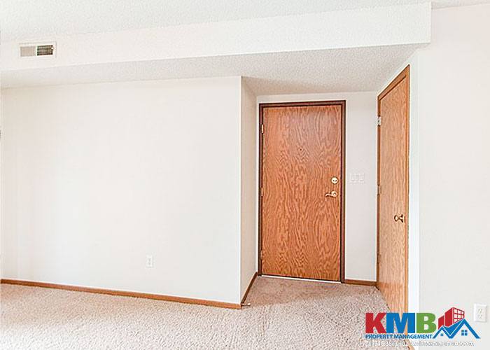 Apartment for rent at 21 Westside Dr, Iowa City, IA 52246