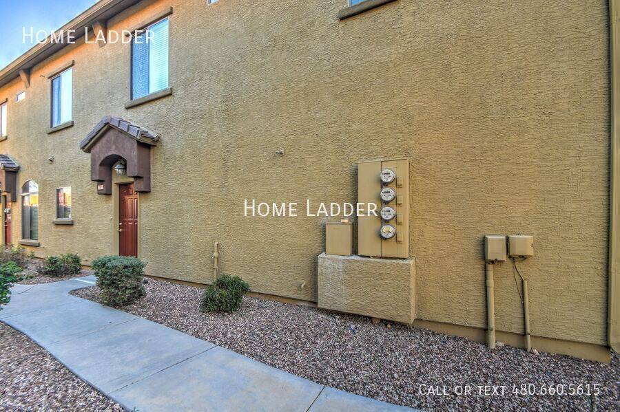 Apartment for rent at 2250 E Deer Valley Rd #26, Phoenix, AZ 85024
