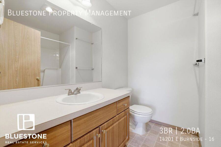 Apartment for rent at 14201 E Burnside #16, Portland, OR 97233