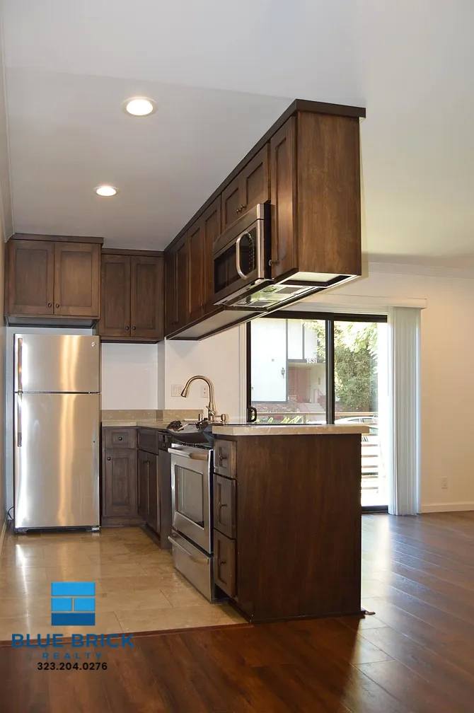 Apartment for rent at 1832 Purdue Ave #102, Los Angeles, CA 90025