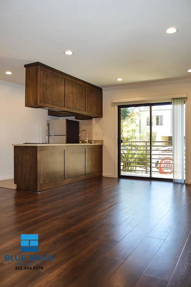 Apartment for rent at 1832 Purdue Ave #102, Los Angeles, CA 90025