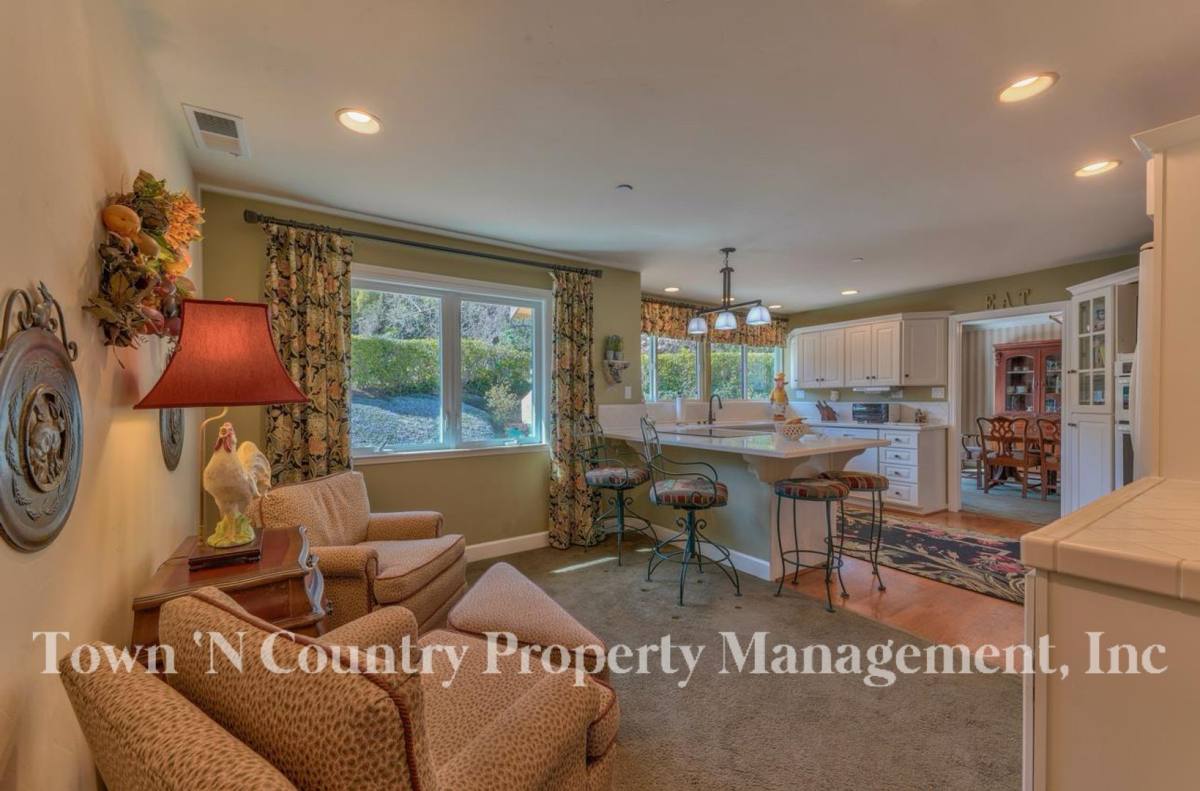 House for rent at 190 San Benancio Rd, Salinas, CA 93908