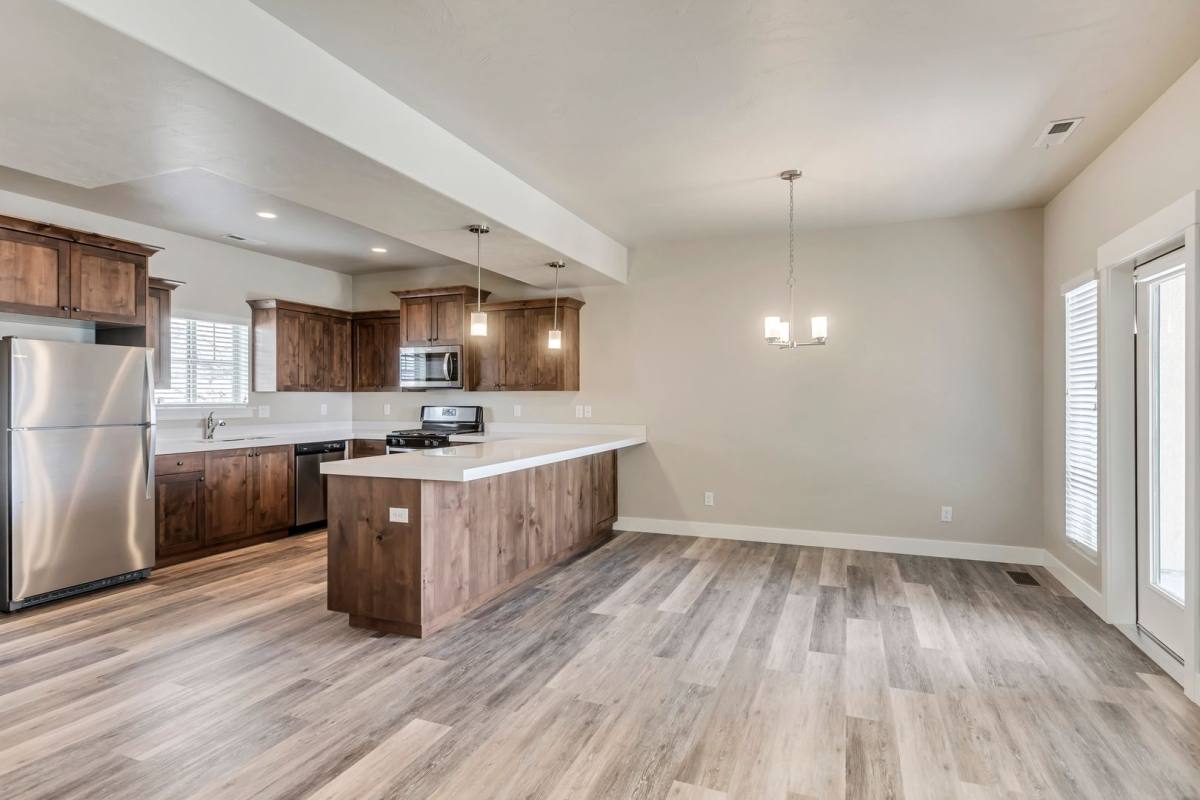 Townhouse for rent at 885 Aspen Summit Dr, Provo, UT 84606