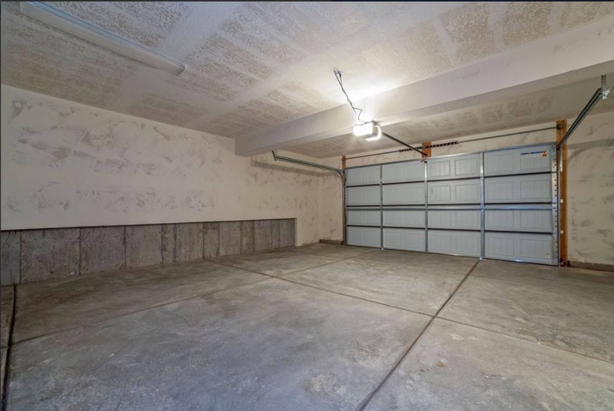 Townhouse for rent at 885 Aspen Summit Dr, Provo, UT 84606