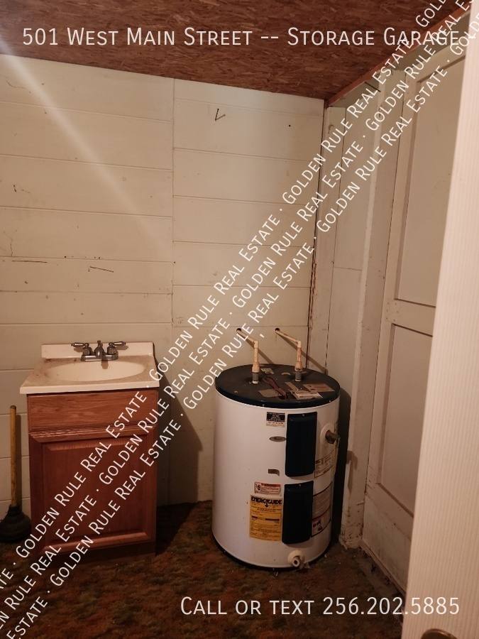 Apartment for rent at 501 W Main St - Storage #1, Albertville, AL 35950