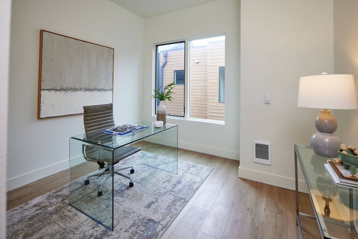 Townhouse for rent at 140 - 172 NE Sacramento St, Portland, OR 97212