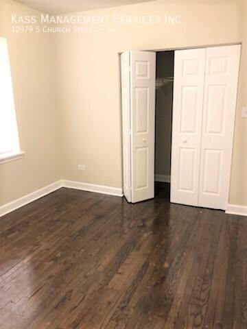 Apartment for rent at 10979 S Church St #3A, Chicago, IL 60643