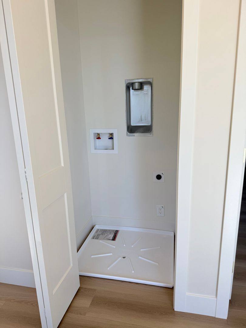 Apartment for rent at 5895 28th St, Sacramento, CA 95824