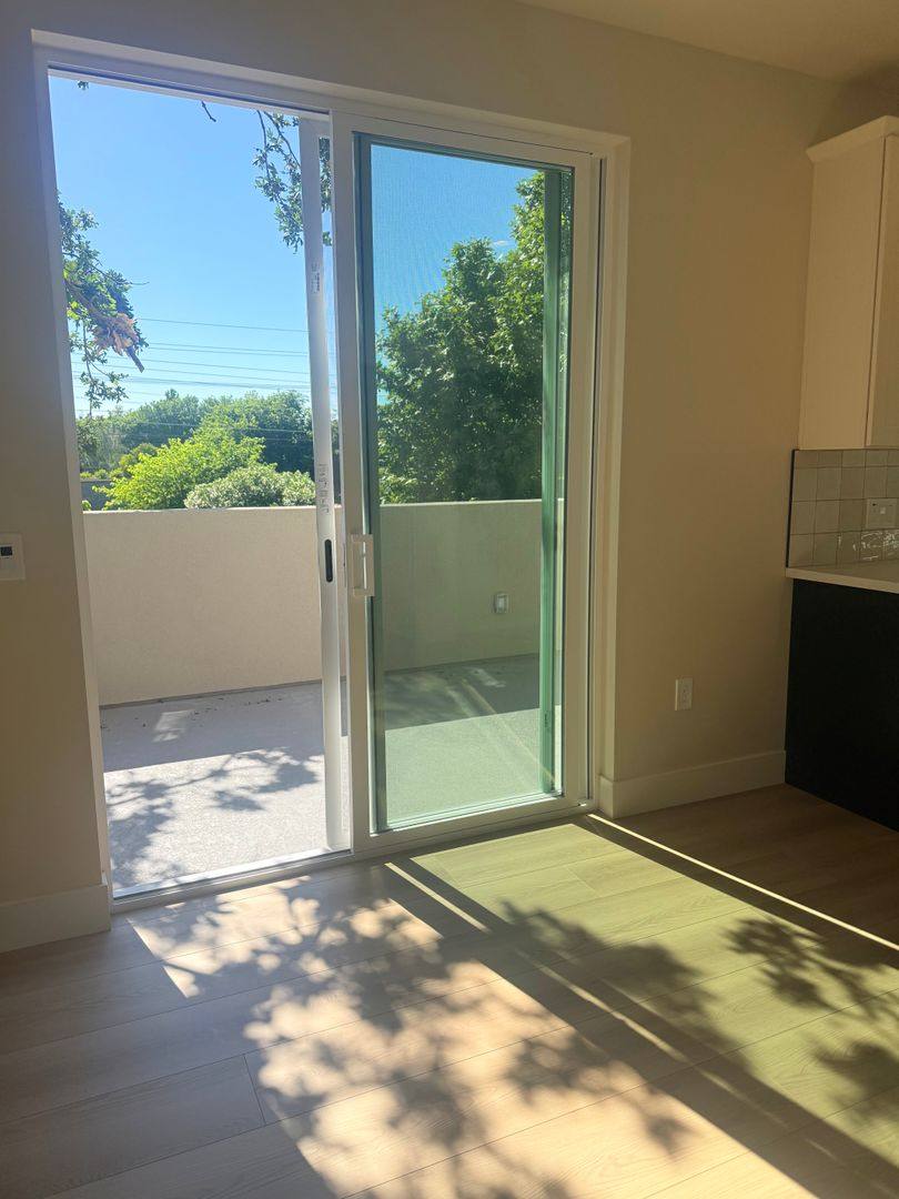 Apartment for rent at 5895 28th St, Sacramento, CA 95824