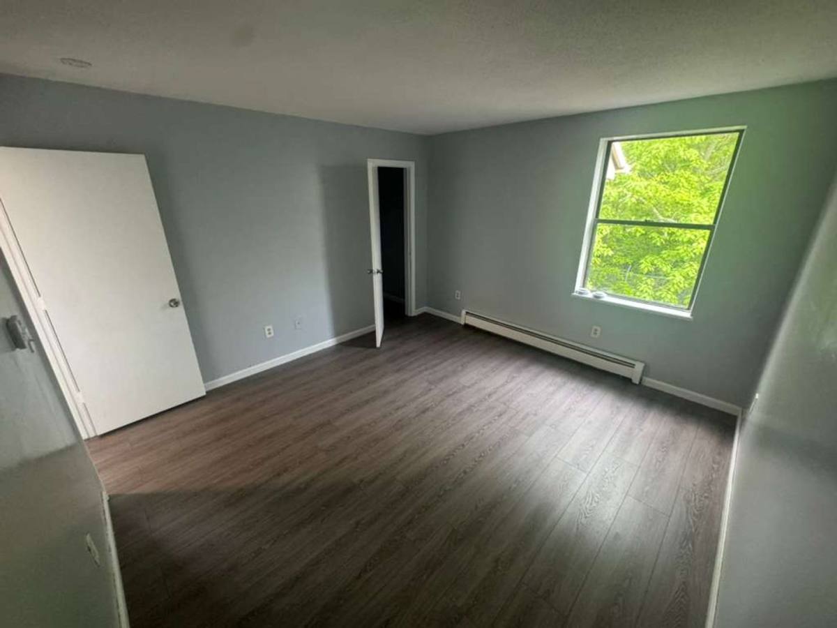 Apartment for rent at 258 Fairmont Ave, New Haven, CT 06513