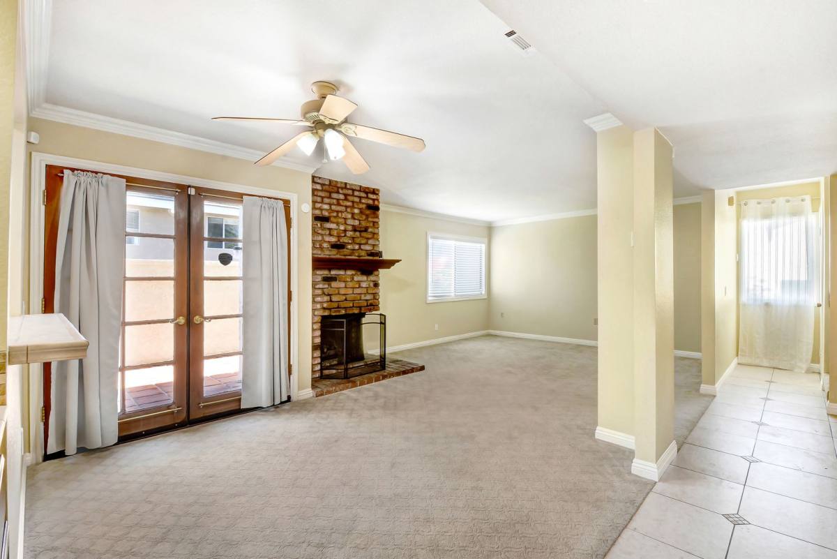 Townhouse for rent at 1560 Corte Caballo #25, Upland, CA 91786