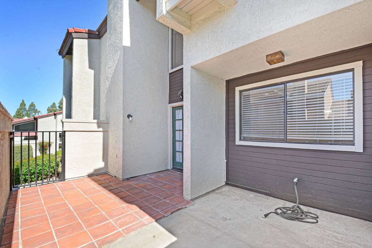 Townhouse for rent at 1560 Corte Caballo #25, Upland, CA 91786
