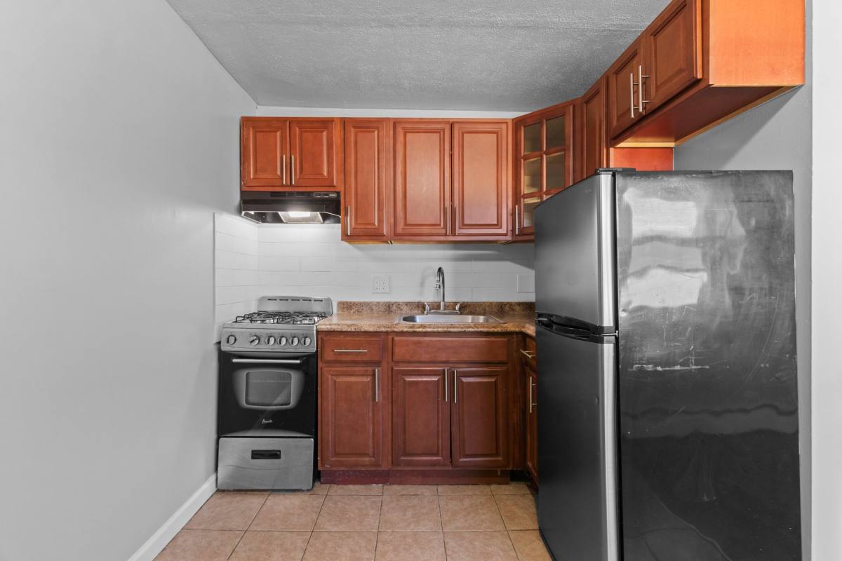 Apartment for rent at 15-45 Elam St, New Britain, CT 06053