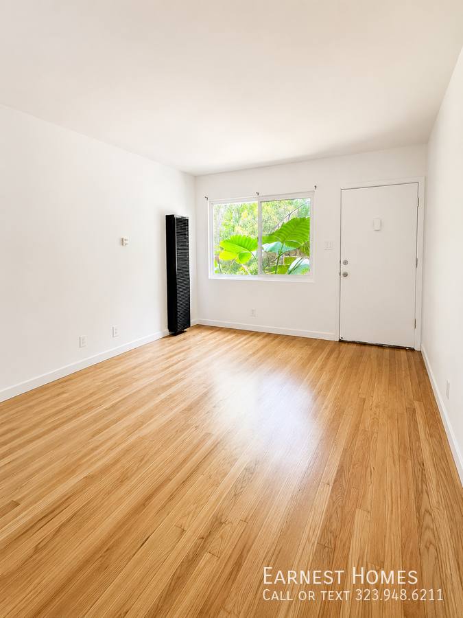 Apartment for rent at 114 S Rampart Blvd #3, Los Angeles, CA 90057