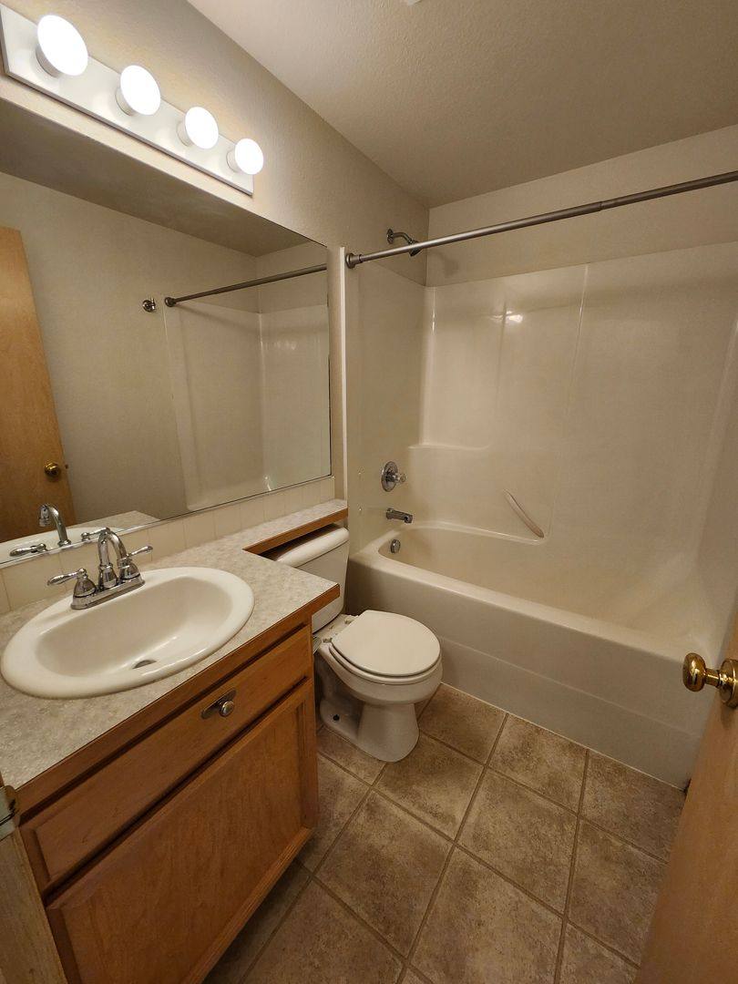 House for rent at 9704 Welsh Dr, Pasco, WA 99301