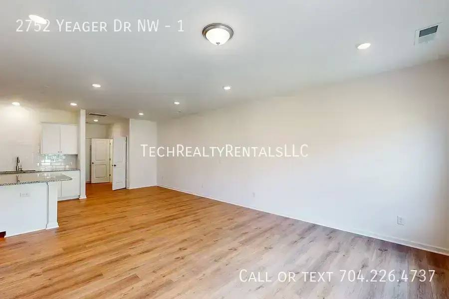 Townhouse for rent at 2752 Yeager Dr NW #1, Concord, NC 28027