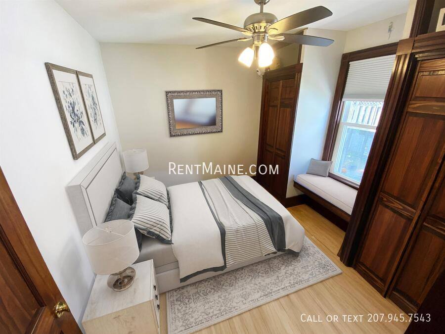 Apartment for rent at 94 Otis St, Bangor, ME 04401