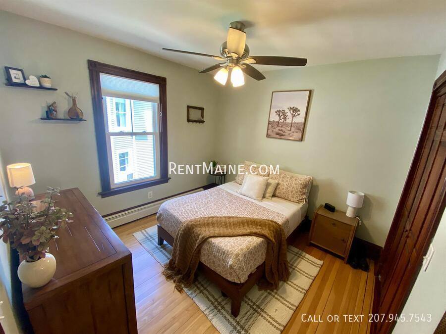 Apartment for rent at 94 Otis St, Bangor, ME 04401