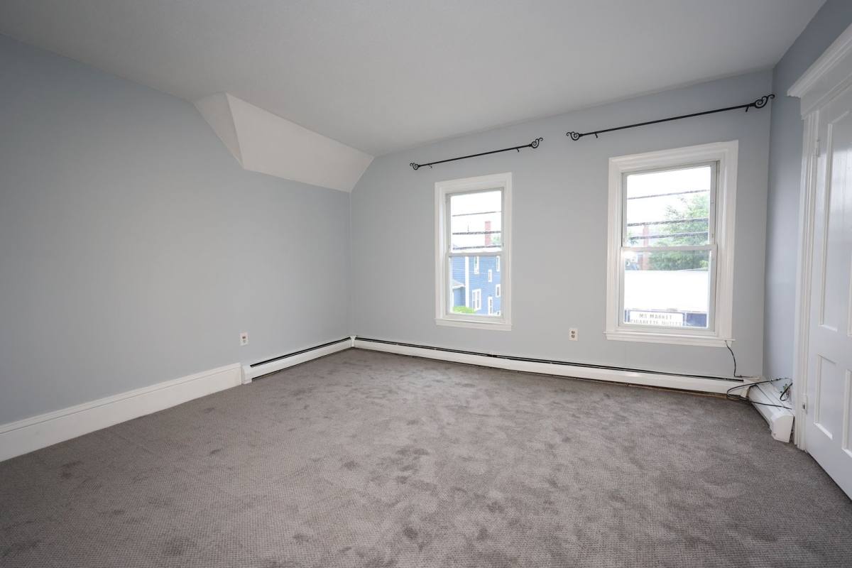 Apartment for rent at 736 Maple St #2, Manchester, NH 03104