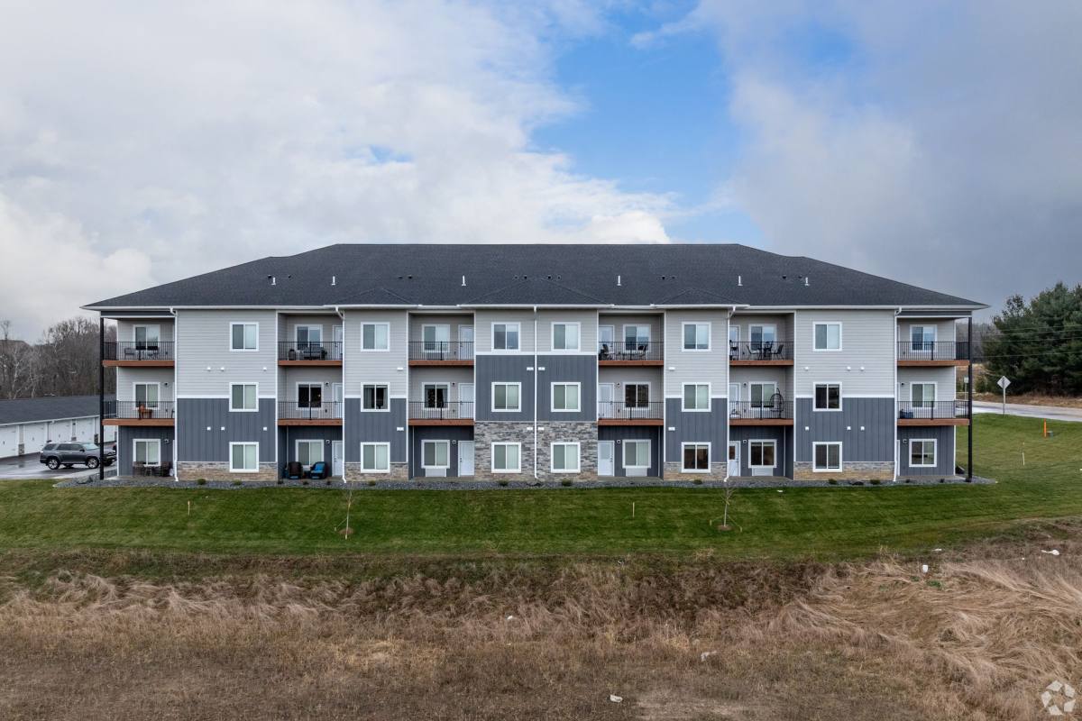 Apartment for rent at 2926 Radio Rd, River Falls, WI 54022