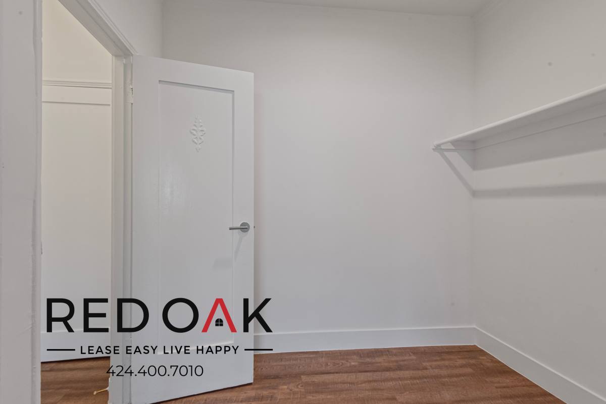 Apartment for rent at 859 New Hampshire #209, Los Angeles, CA 90005