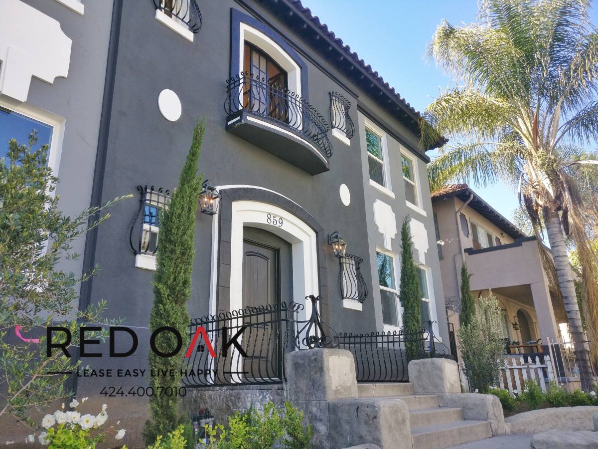 Apartment for rent at 859 New Hampshire #209, Los Angeles, CA 90005