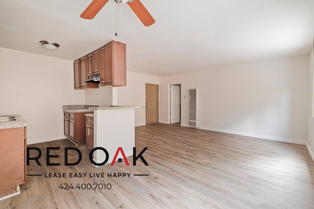 Condo for rent at 15005 Sherman Way #315, Van Nuys, CA 91405
