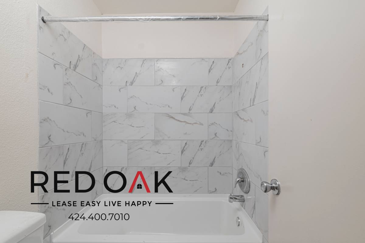 Condo for rent at 15005 Sherman Way #315, Van Nuys, CA 91405