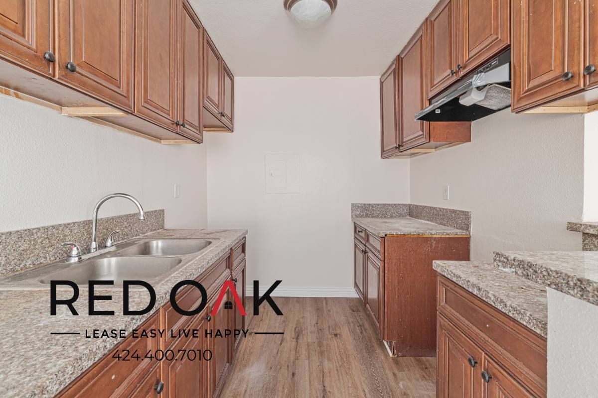 Condo for rent at 15005 Sherman Way #315, Van Nuys, CA 91405