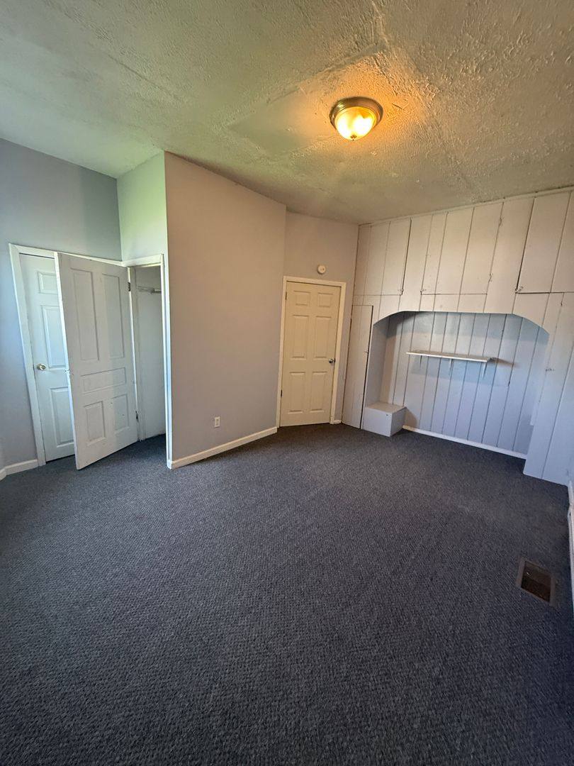 Apartment for rent at 123 Church St, Washington, PA 15301