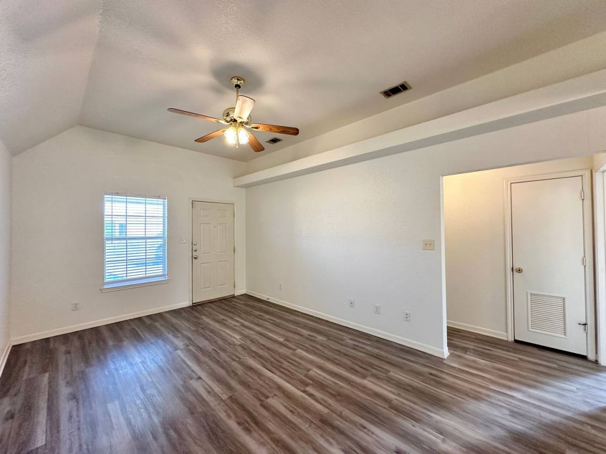 Townhouse for rent at 3509 Westwood Dr, Killeen, TX 76549