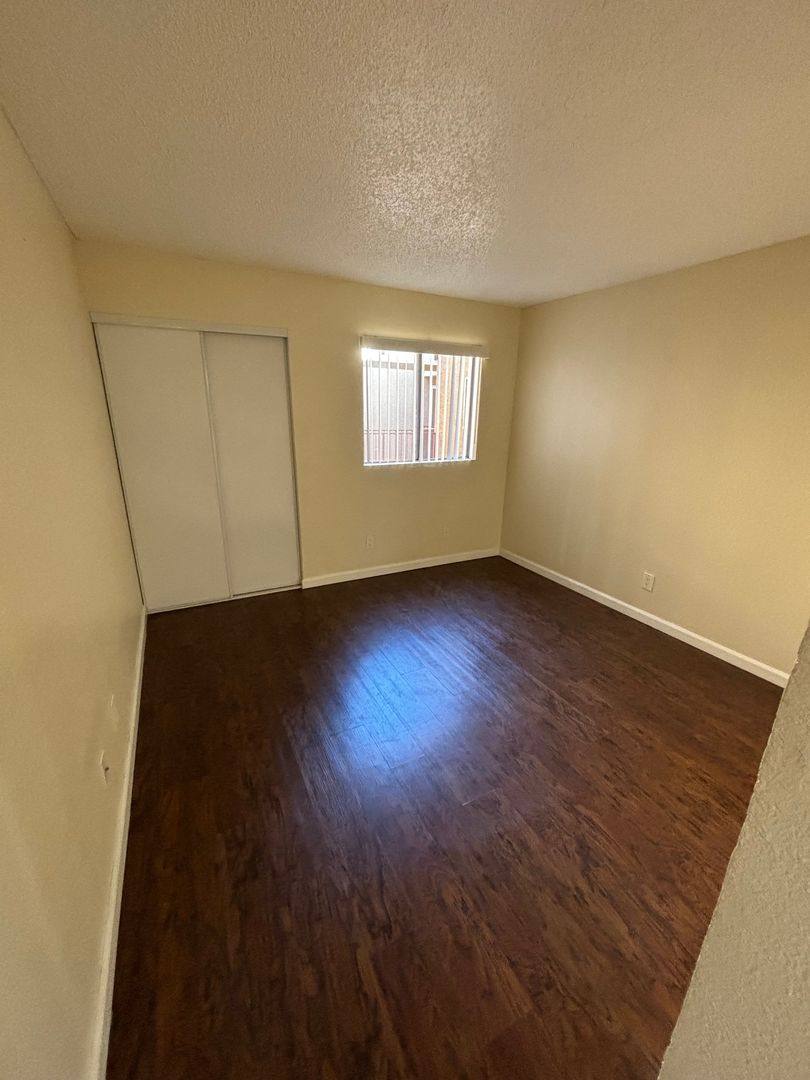Townhouse for rent at 6962 Fulton St, San Diego, CA 92111
