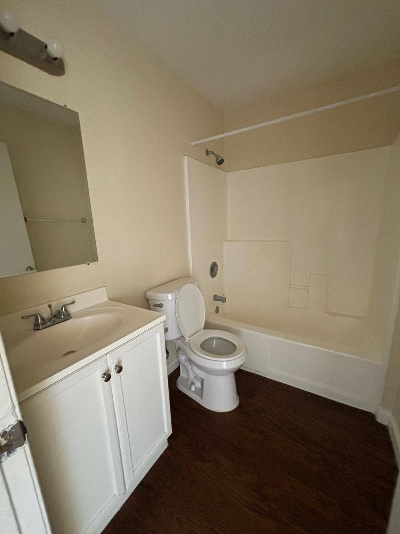 Townhouse for rent at 6962 Fulton St, San Diego, CA 92111