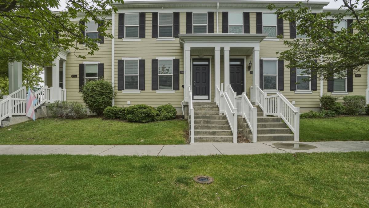 Townhouse for rent at 11782 S Zephyr Way, South Jordan, UT 84009