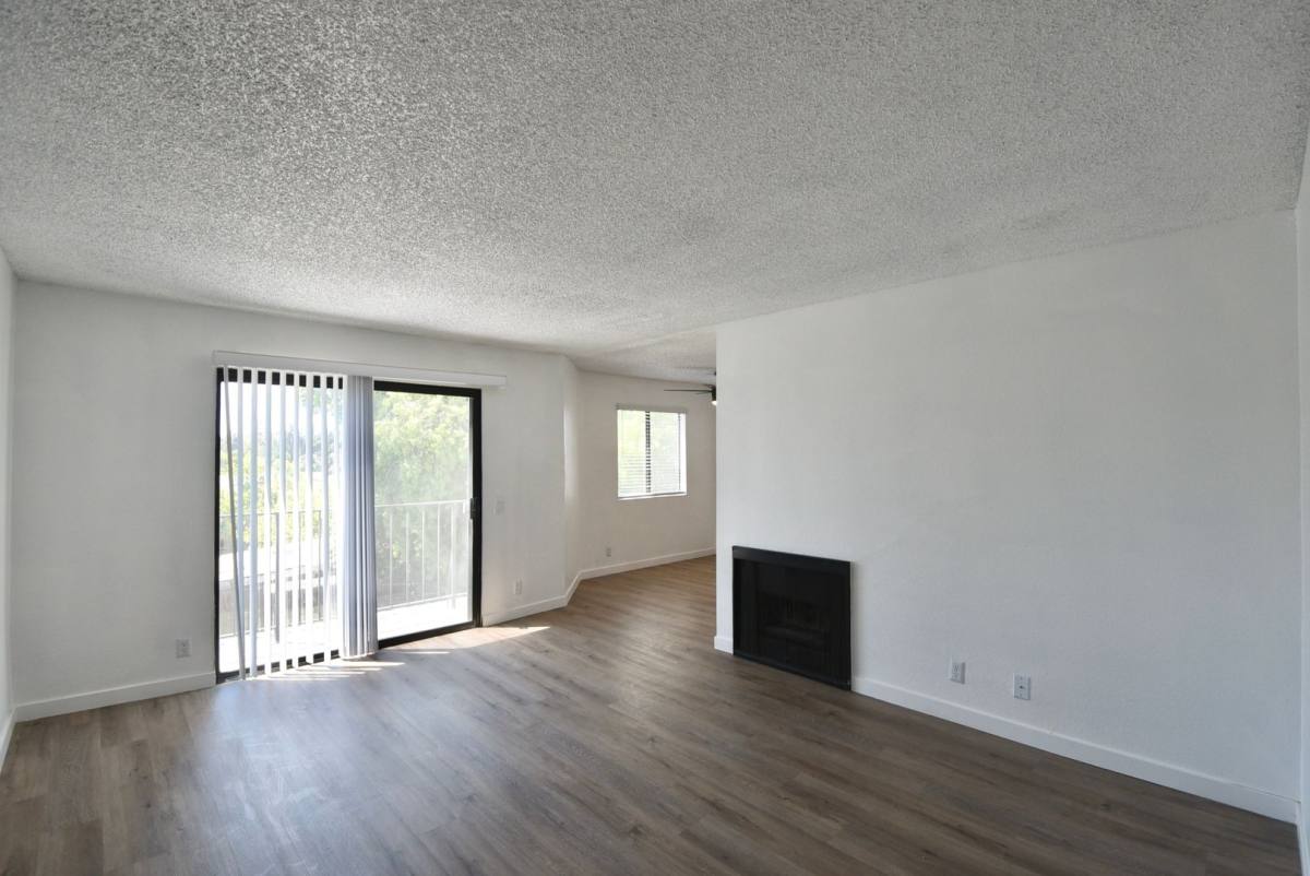 Apartment for rent at 7550 Jordan Ave, Canoga Park, CA 91303