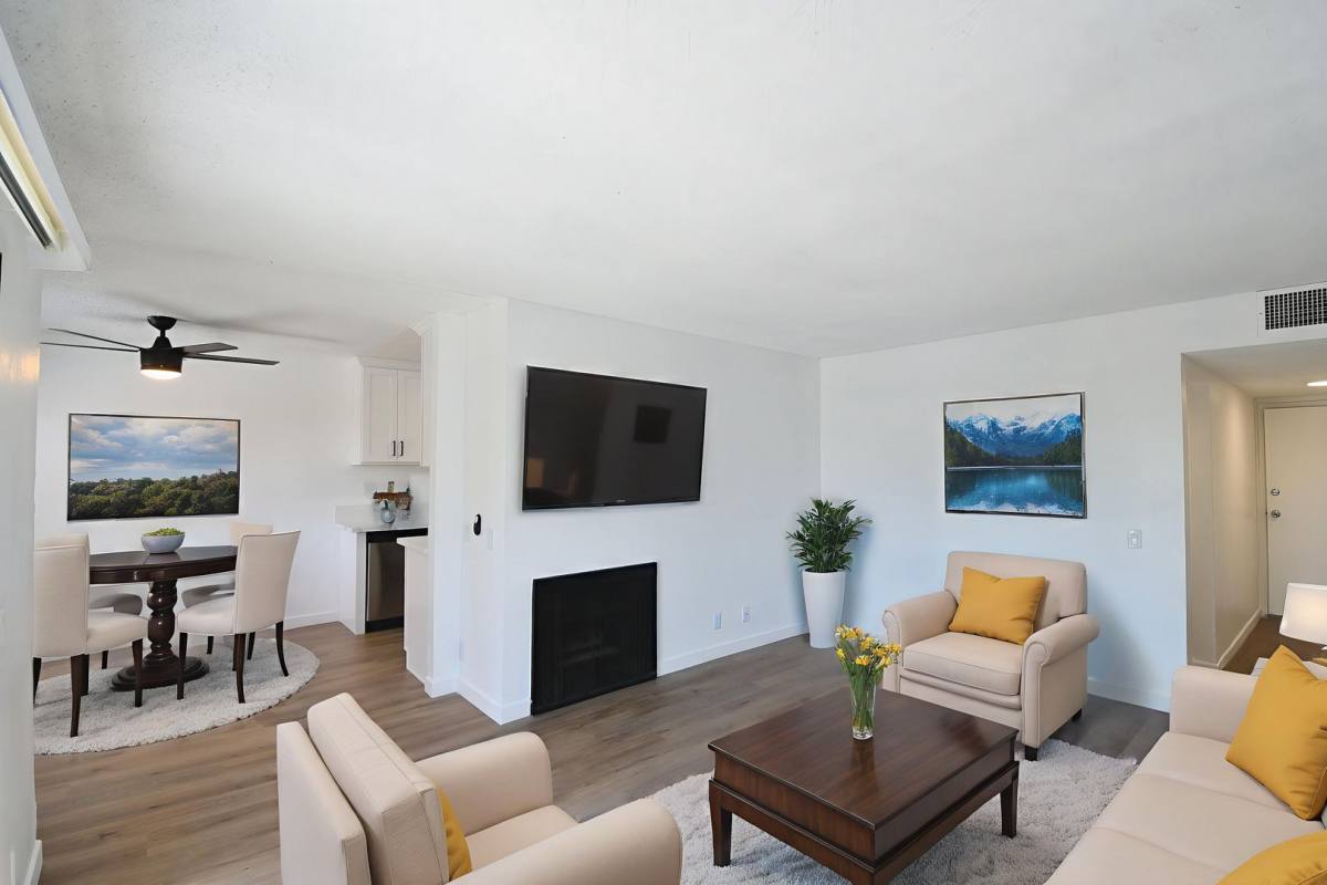 Apartment for rent at 7550 Jordan Ave, Canoga Park, CA 91303