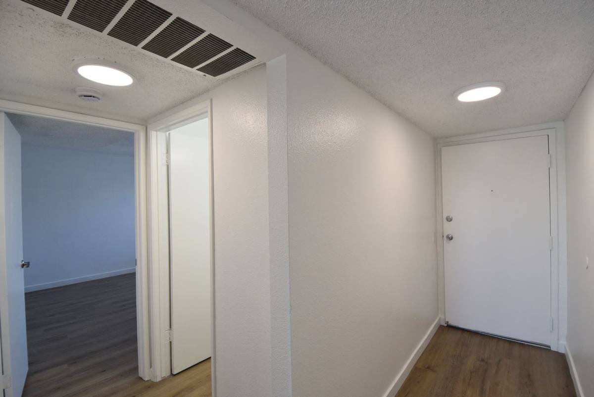 Apartment for rent at 7550 Jordan Ave, Canoga Park, CA 91303