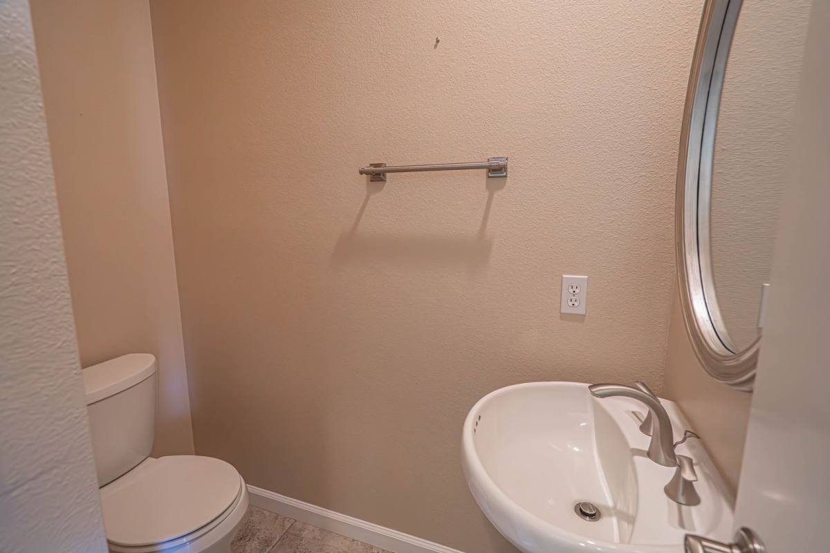 Townhouse for rent at 27909 Crown Court Circle, Valencia, CA 91354