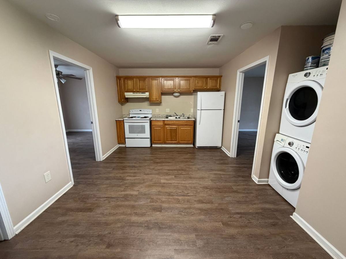 Apartment for rent at 2304 Merwood St, Sulphur, LA 70663