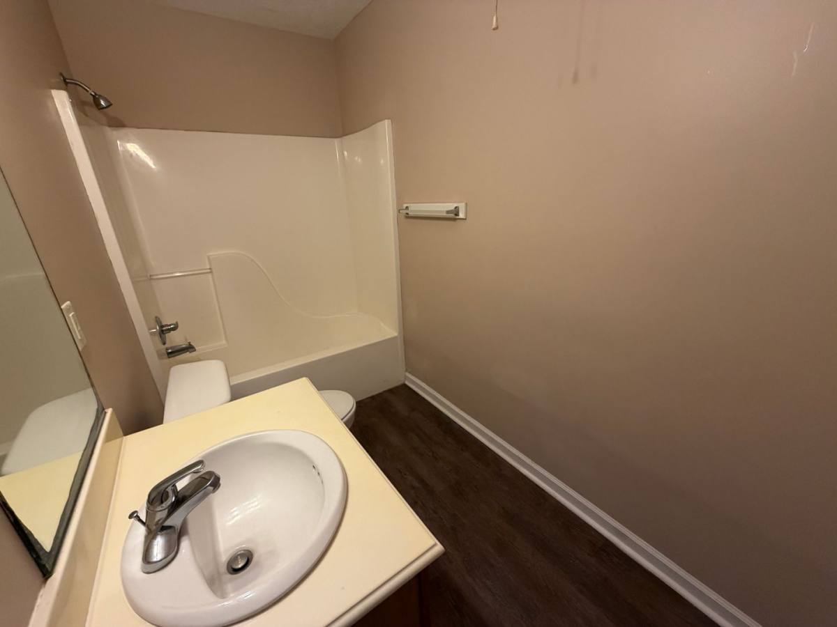 Apartment for rent at 2304 Merwood St, Sulphur, LA 70663